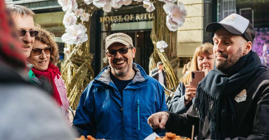 Amsterdam: Food and Culture Walking Tour with Tastings - Why food is a smart way to meet Amsterdam