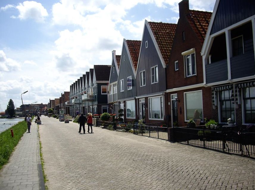 Amsterdam: Full-Day Countryside Tour - Edam and the quieter village feel