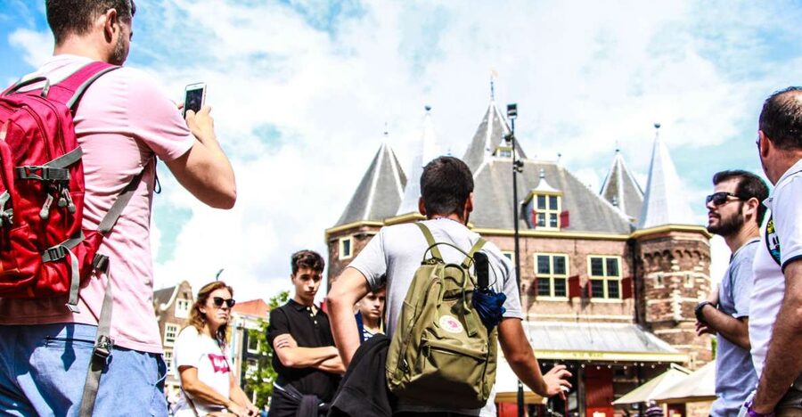 Amsterdam full day: Walking, Biking & Cruising with Lunch - Dutch pancakes on Damrak