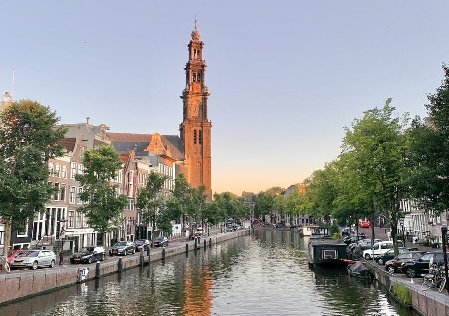Amsterdam: German Canal Cruise with Unlimited Drinks Option - Comfort, weather, and practical limits