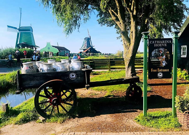 Amsterdam: Giethoorn, Afsluitdijk and Zaanse Schans Day Trip - Final call: a strong countryside sampler