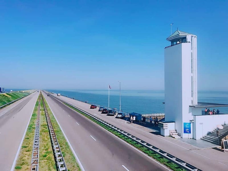 Amsterdam: Giethoorn, Afsluitdijk and Zaanse Schans Day Trip - The Afsluitdijk: a short stop with a big purpose