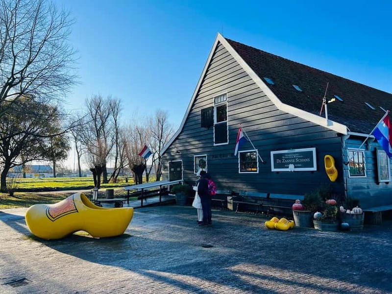 Amsterdam: Giethoorn, Afsluitdijk and Zaanse Schans Day Trip - Is $152 a fair price?
