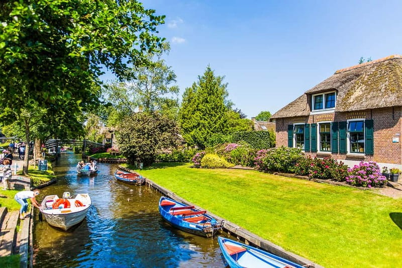Amsterdam: Giethoorn Day Trip with Boat Tour - What makes the Afsluitdijk worth seeing