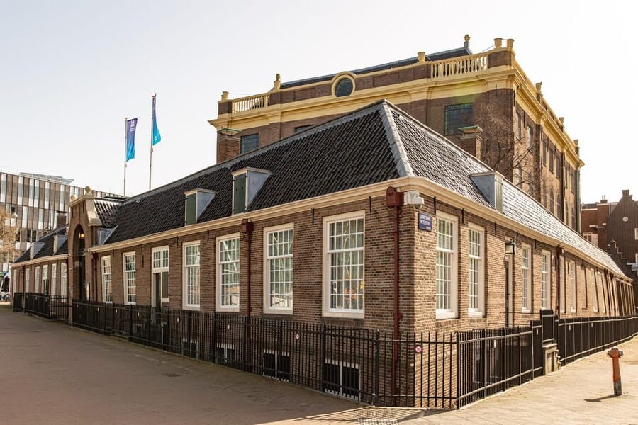 Amsterdam: Guided Anne Frank Small-Group Walking Tour - Starting at the Portuguese Synagogue