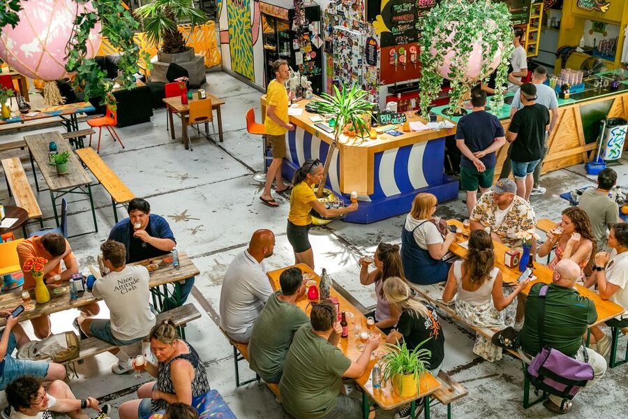 Amsterdam: Guided Craft Beer Brewery Bus Tour with Tastings - Three Amsterdam breweries without the transit hassle