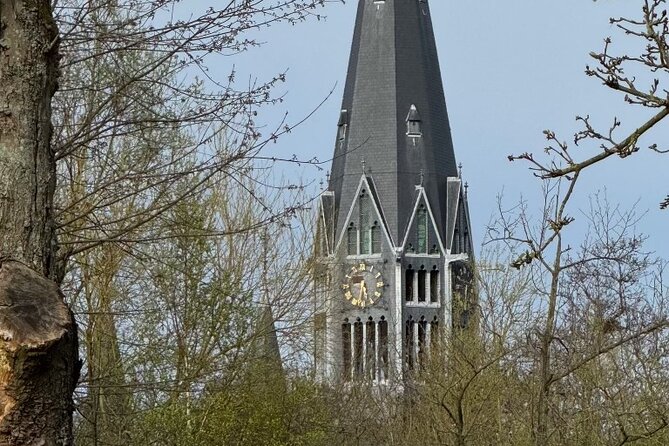 Amsterdam: Haunted History and Ghost Walking Tour - Nieuwe Kerk and the first stories of the dead