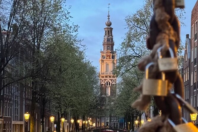 Amsterdam Haunted History and Ghost Walking Tour - The guides are the tour’s real strength