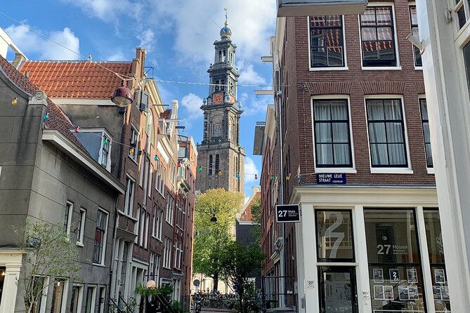 Amsterdam: Hidden Gems Walking Tour in German - Reading Amsterdam through its canals