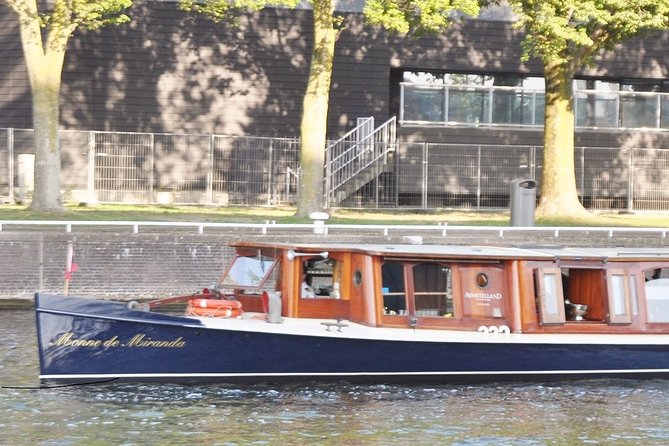 Amsterdam: High Tea Cruise - Meeting at Oosterdokskade