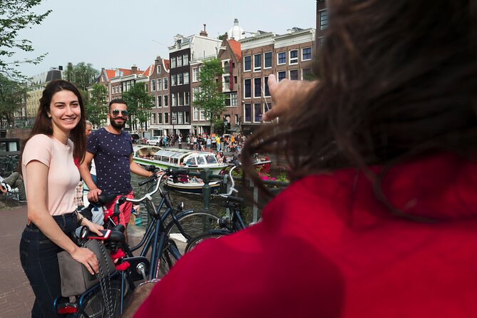Amsterdam Highlights Bike Tour - Guided in EN/ES/DE/NL - A green break in Vondelpark