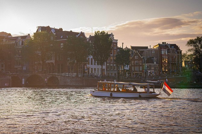 Amsterdam Highlights Canal Cruise with a Drink - Is $633.06 per person good value?