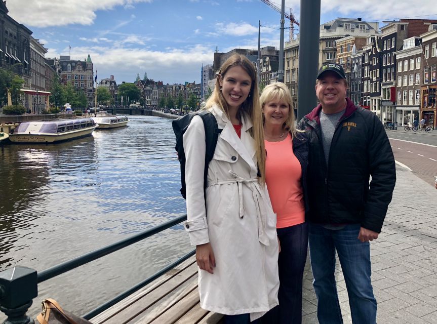 Amsterdam: Highlights & Hidden Gems Private Walking Tour - De 9 Straatjes and the canal-side route