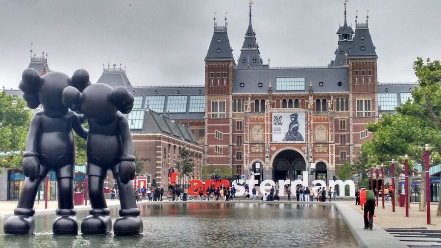 Amsterdam: Historic Walking Tour - Canals, bridges, and the city’s working past