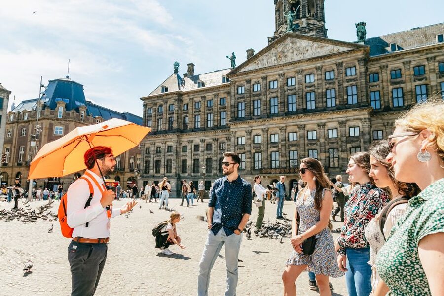 Amsterdam: Historical Highlights Walking Tour with Tasting - The Dutch tasting: a useful bonus, but not the main reason to book