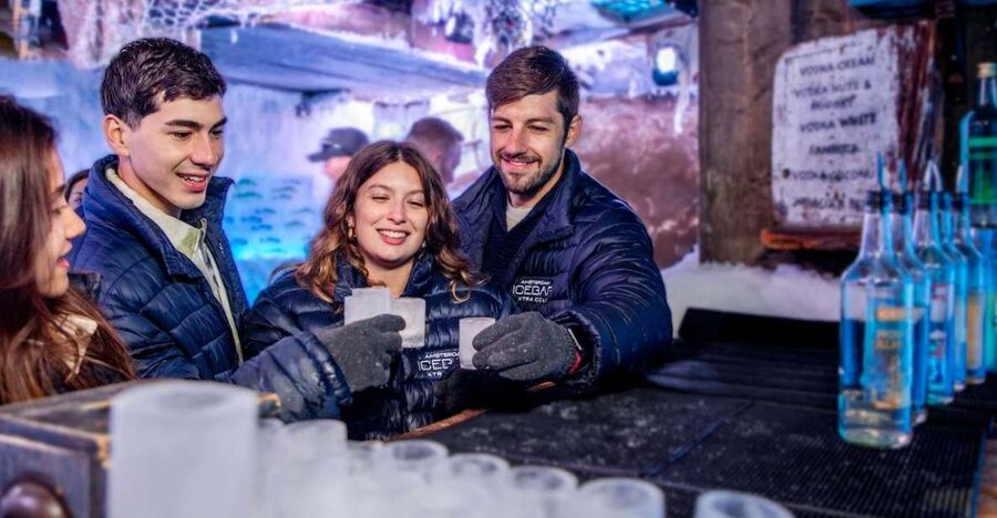 Amsterdam: Icebar Entry Ticket with 3 Drinks - What the Amsterdam Icebar experience is really like