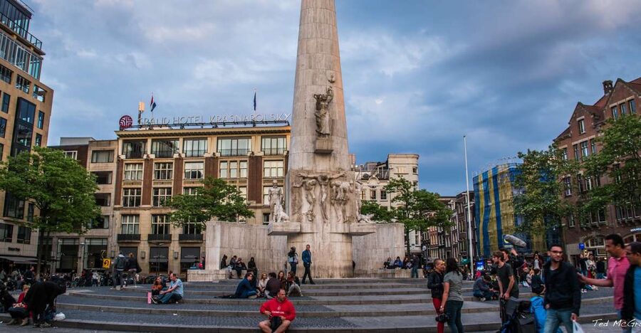 Amsterdam Jewish Quarter walking tour - Starting at H’ART Museum on Amstel 51C