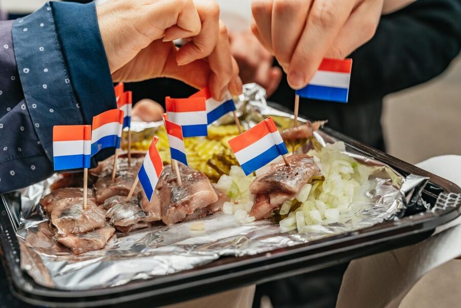 Amsterdam: Jordaan District Local Food Walking Tour - Who should book this Jordaan food walk?
