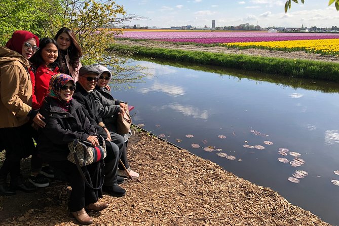 Amsterdam: Keukenhof Tulip Gardens and Giethoorn with Boat Tour - Why this combination works