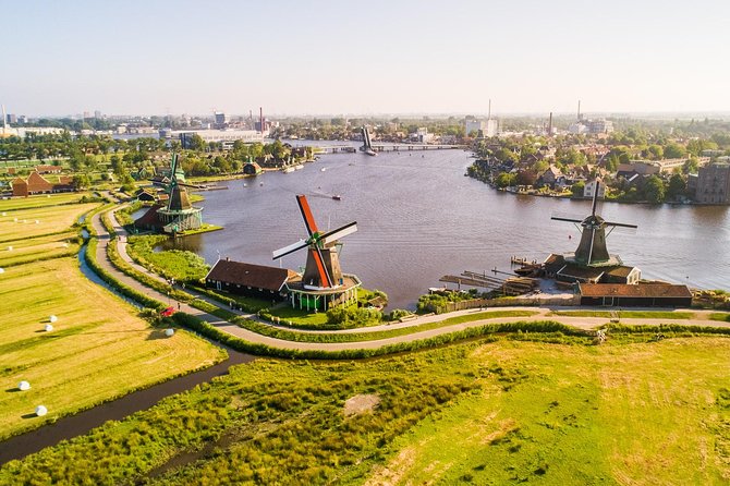 Amsterdam: Keukenhof, Zaanse Schans & Volendam Tour - Why this Dutch combination works