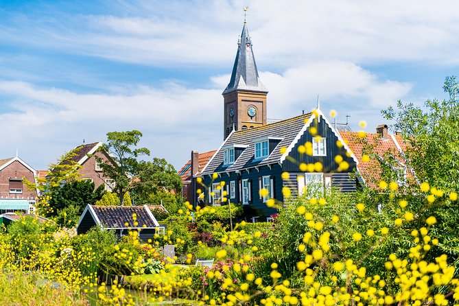 Amsterdam: Keukenhof, Zaanse Schans & Volendam Tour - The pace, group size, and practical comfort