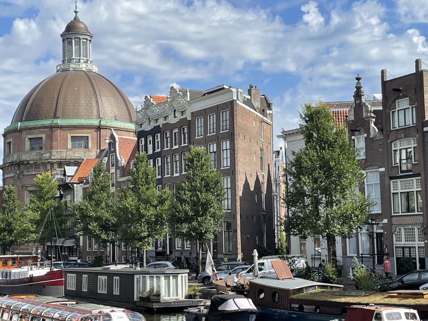 Amsterdam: KULTOUR mit Biss. Kulinarische Stadtführung - Canals, architecture, and Amsterdam’s social life