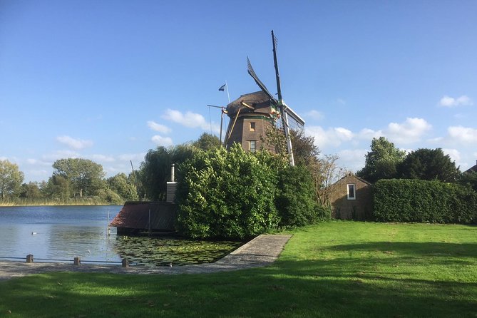 Amsterdam Landscape Windmill Private Bike Tour - Windmills with more than a postcard view