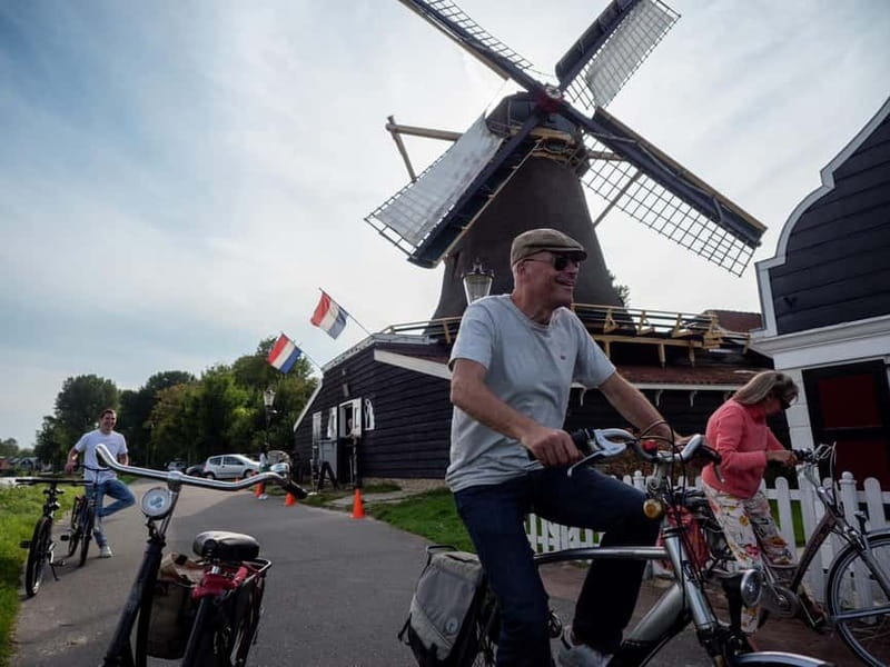 Amsterdam: Leisurely Windmill & Countryside Bike Ride - From Central Station to the quiet side of the IJ