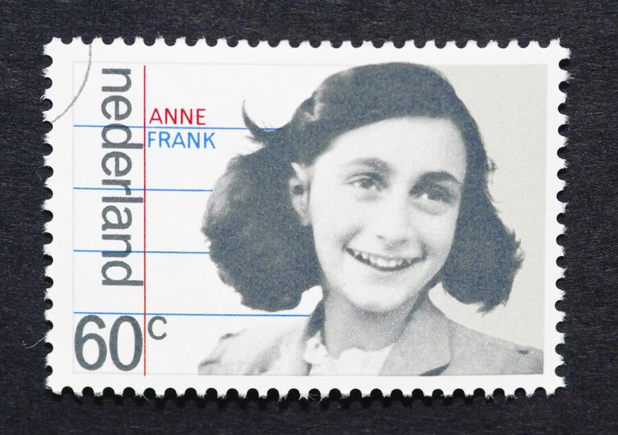 Amsterdam: Life of Anne Frank and World War II Walking Tour - The Anne Frank House exterior