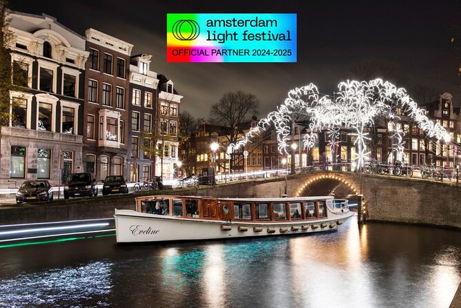 Amsterdam Light Festival: Heated Boat Cruise + Hot Drinks & Bite - What happens during the 75-minute cruise