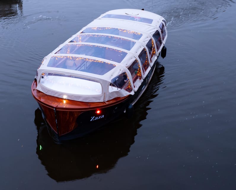 Amsterdam: Light Festival Heated Cruise & Unlimited Drinks! - Why this canal cruise works in winter