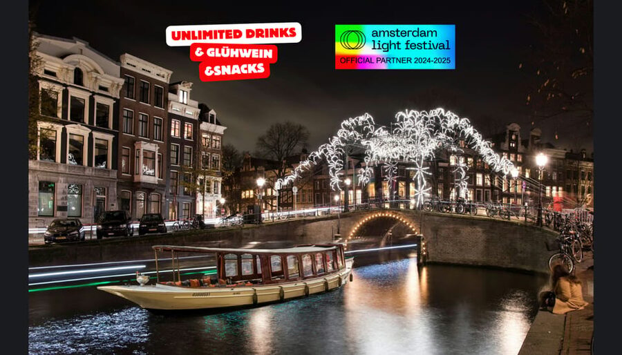Amsterdam: Light Festival Heated Cruise with Drinks Option - Following the illuminated canal route