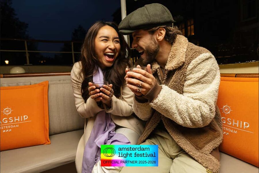 Amsterdam: Light Festival Heated Cruise with Drinks Option - Why the 75-minute length works