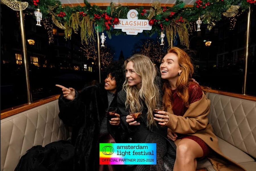 Amsterdam: Light Festival Heated Cruise with Drinks Option - Practical booking details to keep in mind