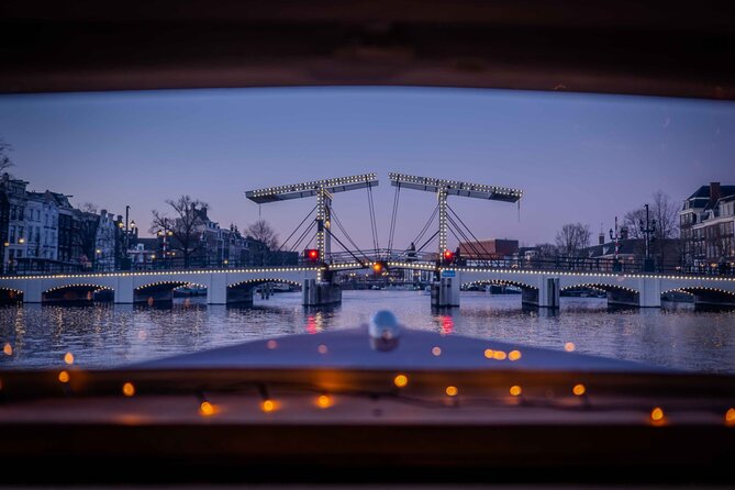 Amsterdam: Light Festival Shared Boat with unlimited drinks - Key points to know