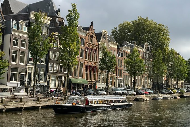 Amsterdam Live Guided Sightseeing Canal Cruise - The Skinny Bridge is a fitting finish