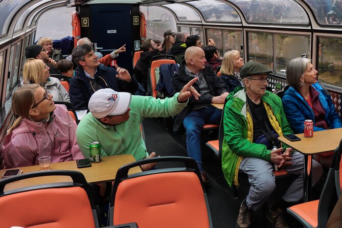 Amsterdam Live Guided Sightseeing Canal Cruise - Anne Frank House and the 9 Little Streets from the water
