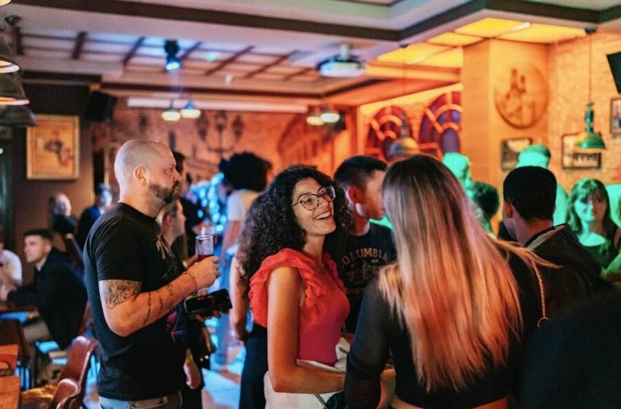 Amsterdam: Ludwig's Red Light Pub Crawl with VIP Club Entry - Key points at a glance