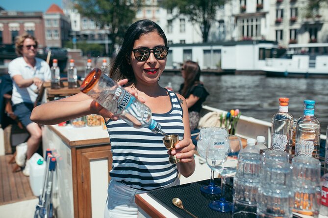 Amsterdam: Luxury Boat Cruise Unlimited Cocktails, Beers & Wines - Is $34.18 good value?
