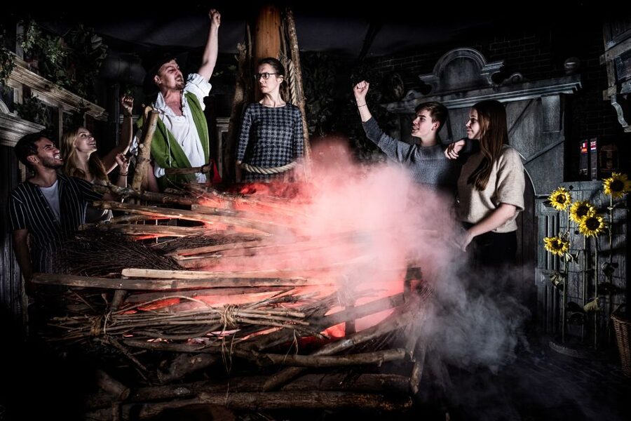Amsterdam: Madame Tussauds & Amsterdam Dungeon Combo Ticket - How scary is the Dungeon?