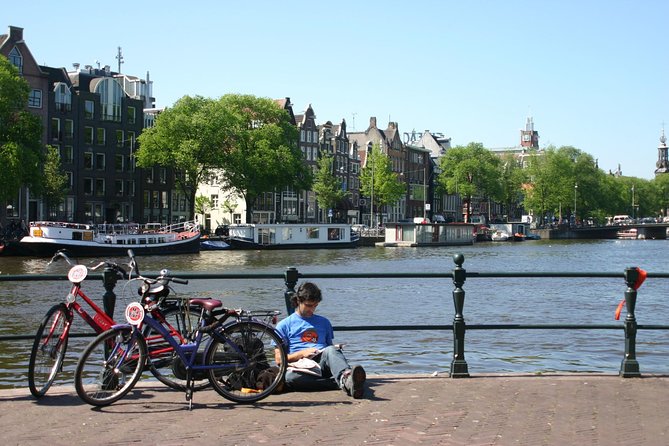Amsterdam: Multiple-Day Bike Rental - Picking up your bike at Oosterdoksstraat