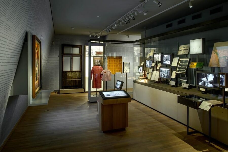 Amsterdam: National Holocaust Museum Entry Ticket - Personal faces, objects, and voices