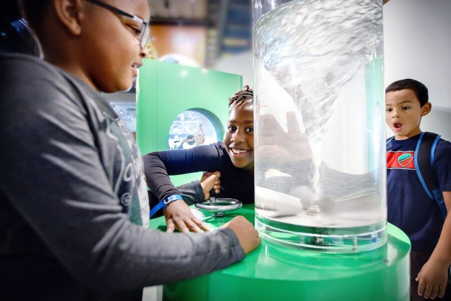 Amsterdam: NEMO Science Museum Ticket - Workshops, videos, and live demonstrations