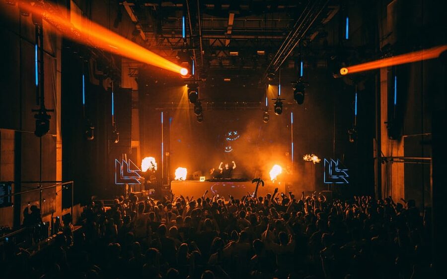 Amsterdam: Nightlife Scene 1, 2, or 3-7 Day Ticket - Holland Casino is the easiest value win