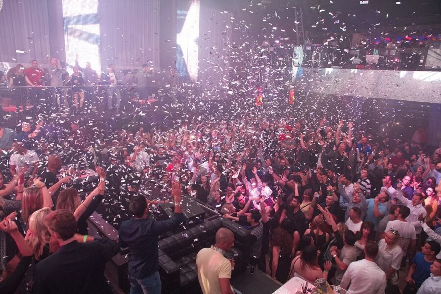 Amsterdam: Nightlife Scene 1, 2, or 3-7 Day Ticket - Planning a strong one-night route