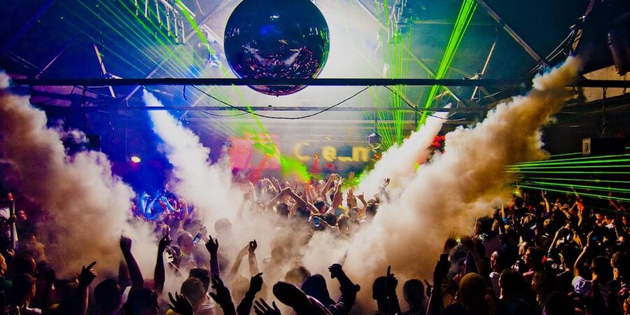 Amsterdam: Nightlife Ticket with Champagne and Cruise - The canal cruise, best used before the evening