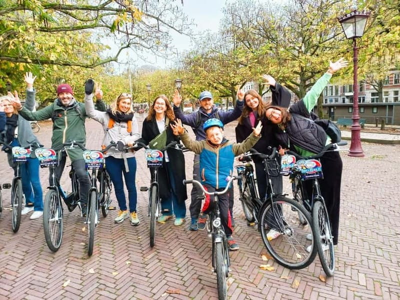 Amsterdam: Off the Beaten Path Bike Tour in French - Entrepotdok and Plantage: warehouses, greenery, and local Amsterdam