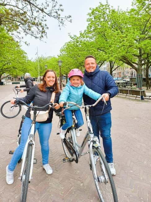 Amsterdam: Off the Beaten Path Bike Tour in French - Jordaan: Amsterdam’s most atmospheric opening