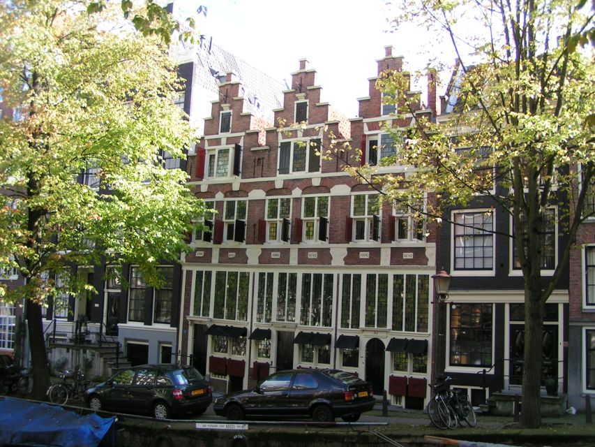 Amsterdam Old City Private Walking Tour - Amsterdam built on mud and water