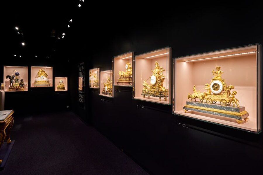 Amsterdam: Once Upon a Time Clock Exhibition Ticket - Who should book this experience